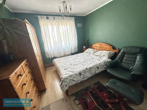 Bedroom- click for photo gallery